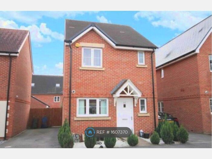 3 Bedroom Detached House To Rent In Bracknell, Bracknell, RG12