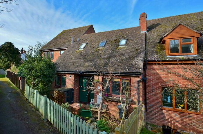 3 Bedroom Terraced House For Sale In The Laurels, Tetsworth, OX9