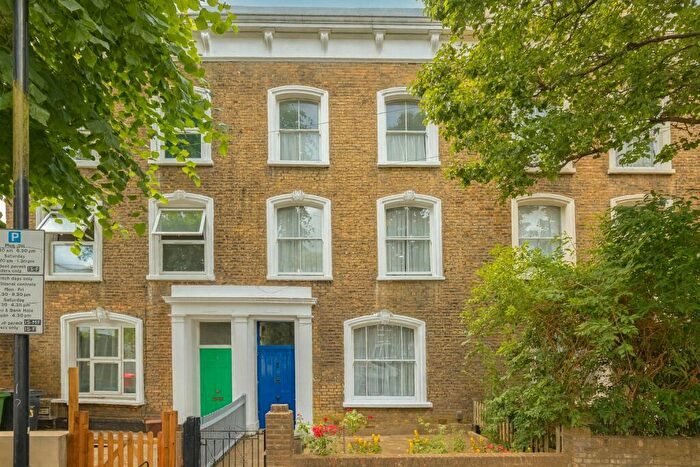 4 Bedroom Terraced House For Sale In Salterton Road, Islington, London, N7