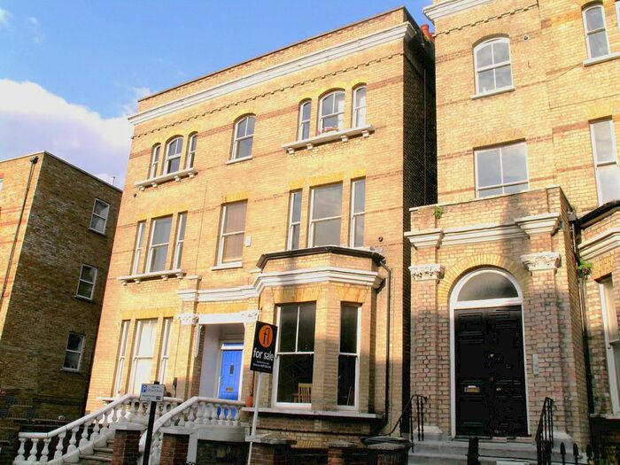 2 Bedroom Flat To Rent In Victoria Rise, London, SW4