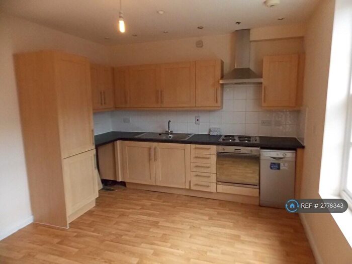 2 Bedroom Flat To Rent In Merchants Court, Bedford, MK42