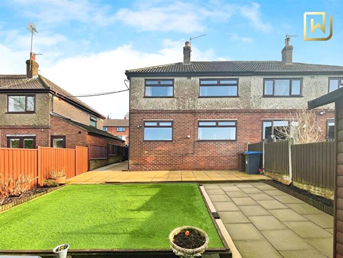3 Bedroom Semi-Detached House For Sale In Windsor Drive, Leek, Staffordshire, ST13