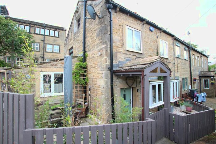 1 Bedroom End Of Terrace House To Rent In Cinderhills Road, Holmfirth, HD9