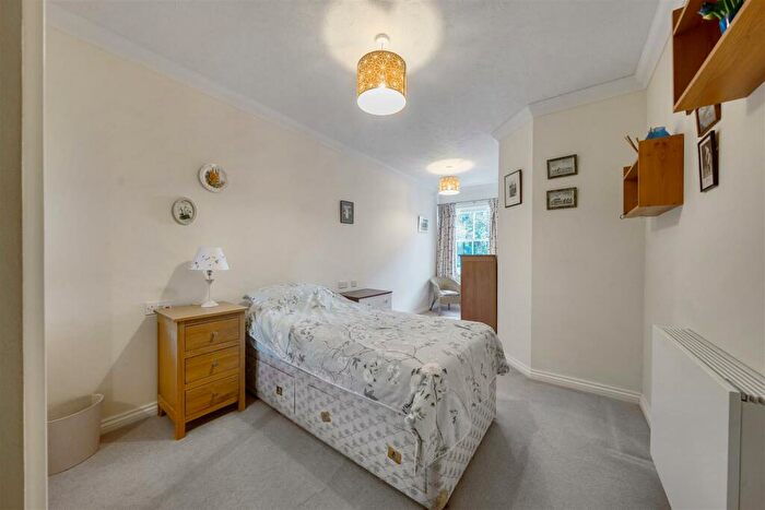1 Bedroom Retirement Property For Sale In Chelmer Lodge, Chelmsford, CM2