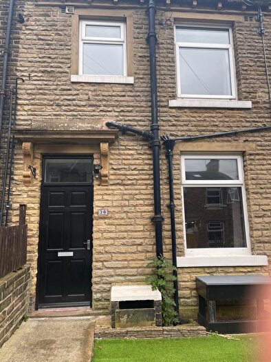 1 Bedroom Terraced House To Rent In Henry Street, Bradford, BD13