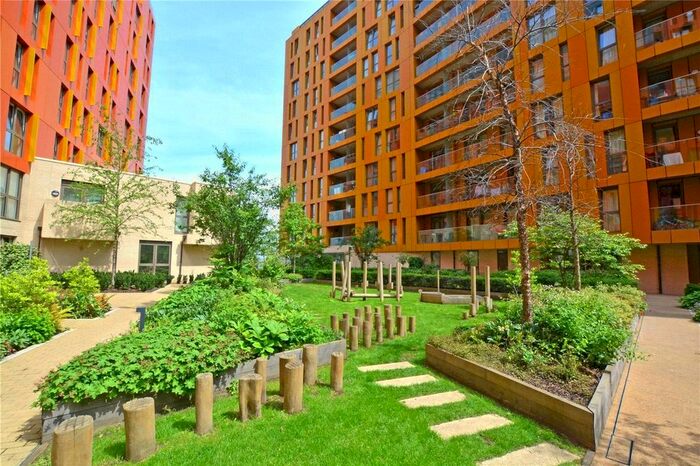 1 Bedroom Flat To Rent In Ossel Court, Telegraph Avenue, Greenwich, London, SE10