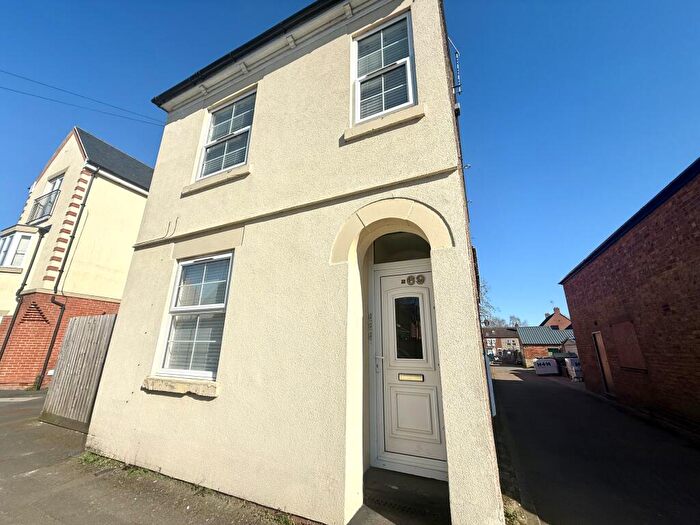 1 Bedroom Flat To Rent In Temple Street, Rugby, CV21