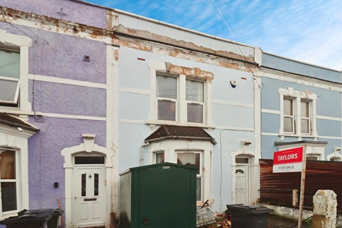 2 Bedroom Terraced House For Sale In Northcote Street, Bristol, Avon, BS5