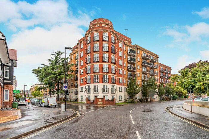 2 Bedroom Flat To Rent In Parkview, Handel Road, Polygon, Southampton, SO15