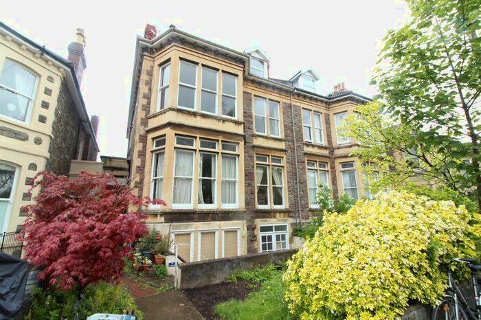 2 Bedroom Flat To Rent In Salisbury Road, Redland, Bristol, BS6