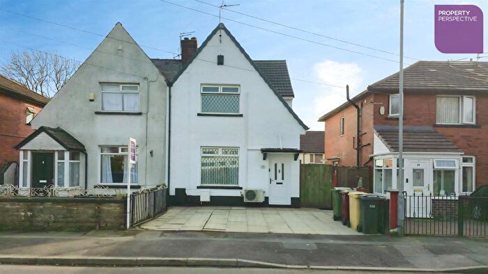 2 Bedroom Semi Detached House For Sale In Castleton Street, Bolton, BL2