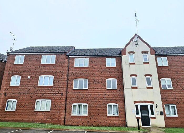 2 Bedroom Flat To Rent In Hobby Way, Cannock, WS11