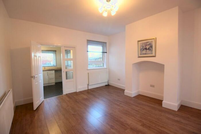 2 Bedroom Terraced House To Rent In King Street, Thurnscoe, S63