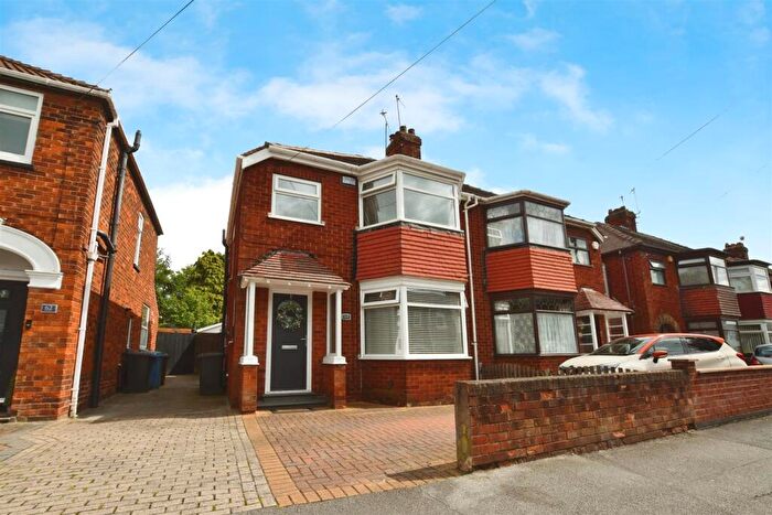 3 Bedroom Semi-Detached House For Sale In Highfield, Sutton-On-Hull, Hull, HU7