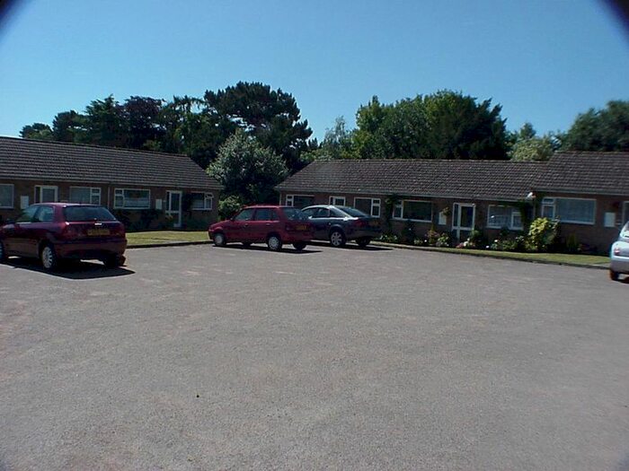 1 Bedroom Bungalow To Rent In Queenswood Court, Keresley End, Coventry, CV7