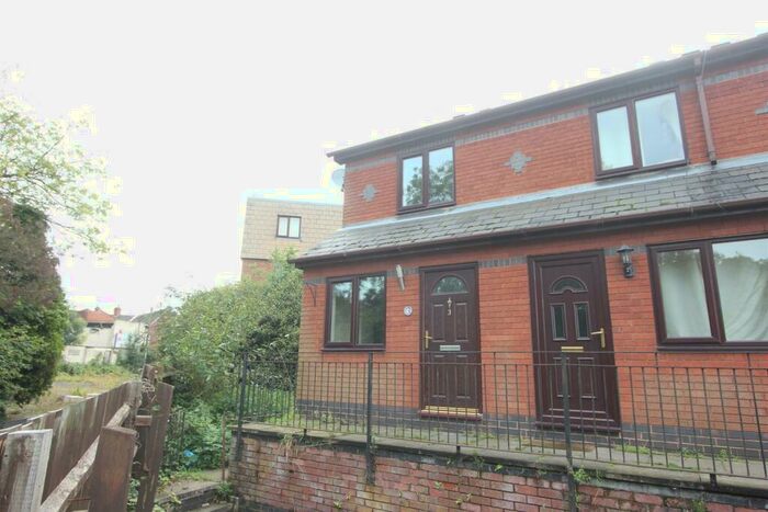 2 Bedroom Town House To Rent In Stapleton Lane, Barwell, LE9