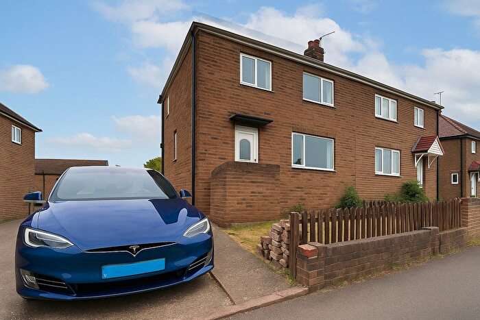 3 Bedroom Semi-Detached House To Rent In Cumberland Road, Barnsley, S74