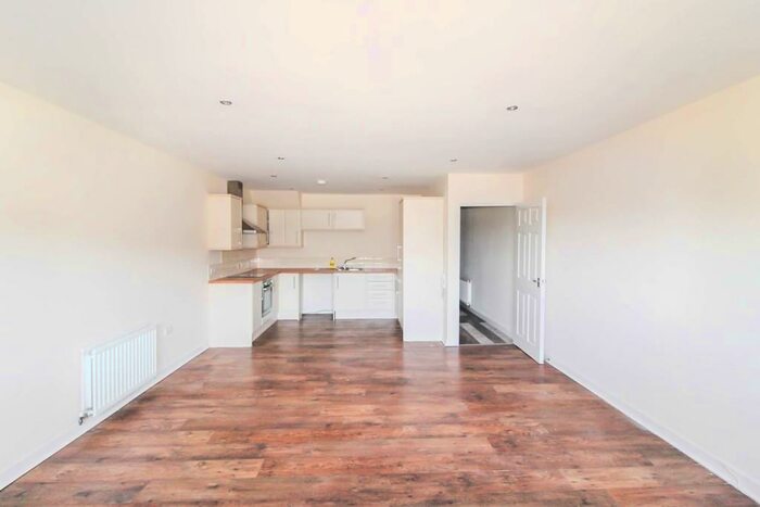 2 Bedroom Maisonette To Rent In Fulmar Drive, South Beach Estate, Blyth, NE24