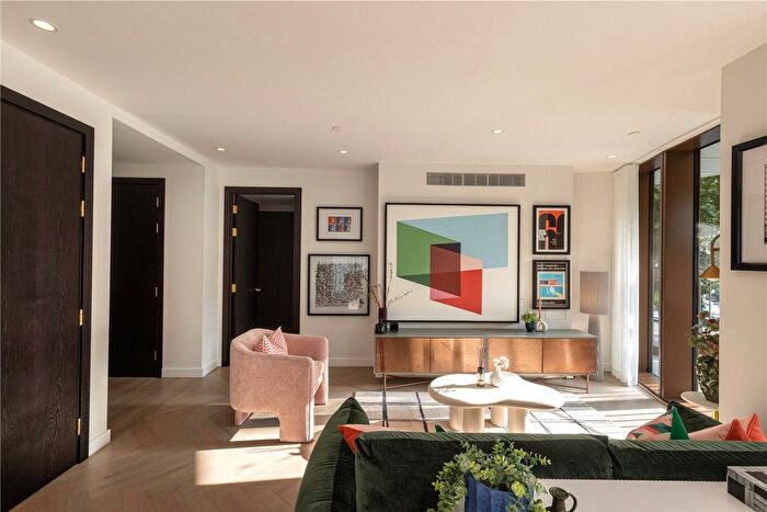 3 Bedroom Flat For Sale In Triptych, Western Building, Triptych Place, London, SE1