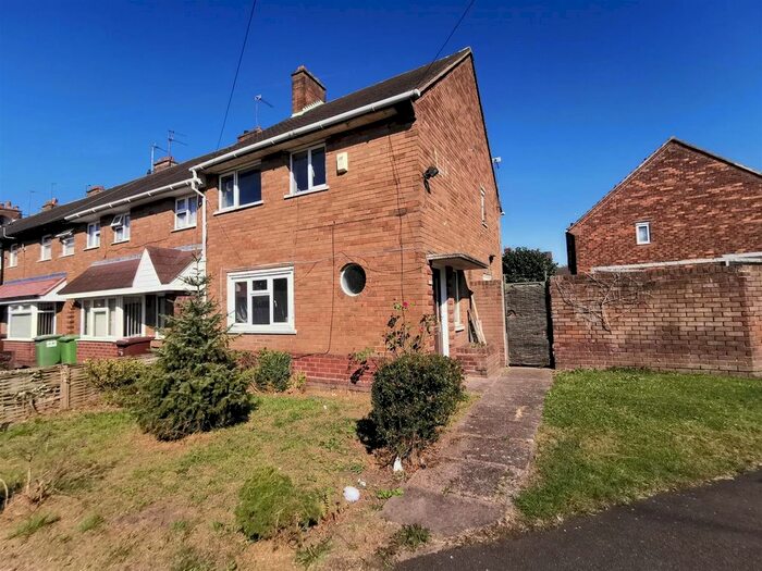2 Bedroom End Of Terrace House To Rent In Stephenson Avenue, Walsall, WS2