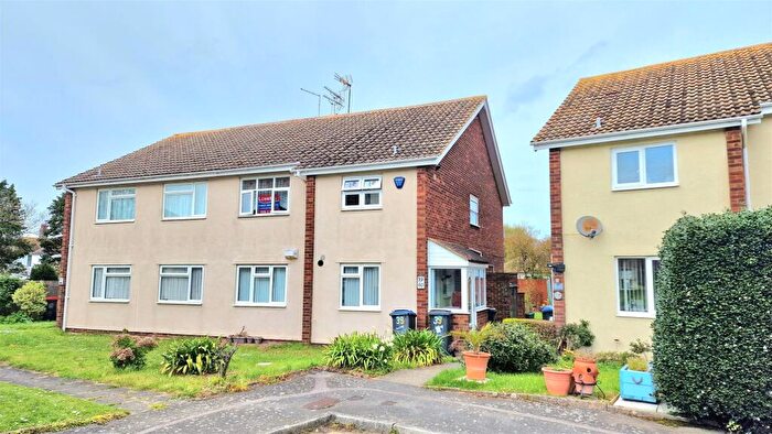 2 Bedroom Maisonette For Sale In Woodford Court, Birchington, CT7