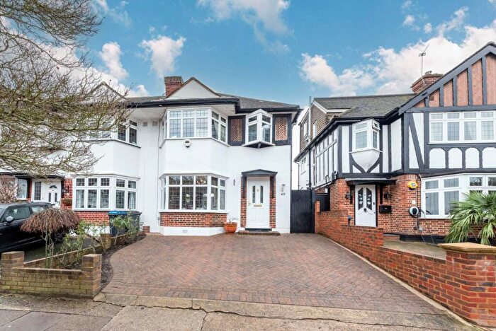 3 Bedroom End Of Terrace House For Sale In Cardinal Avenue, Morden, SM4