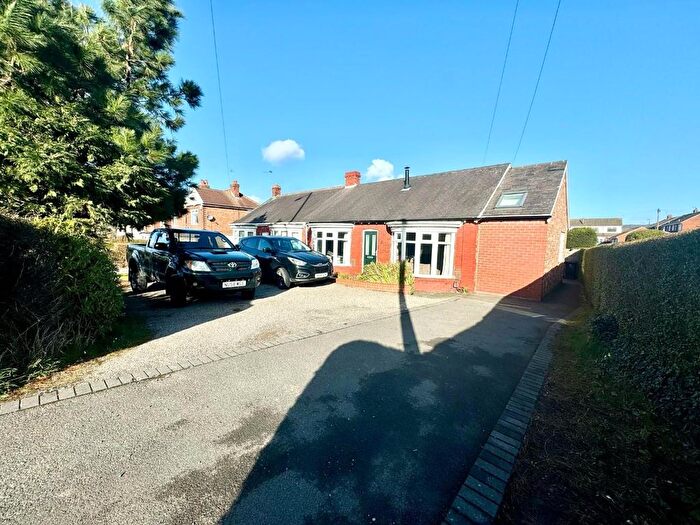 3 Bedroom Bungalow For Sale In Ormesby Bank, Ormesby, Middlesbrough, TS7