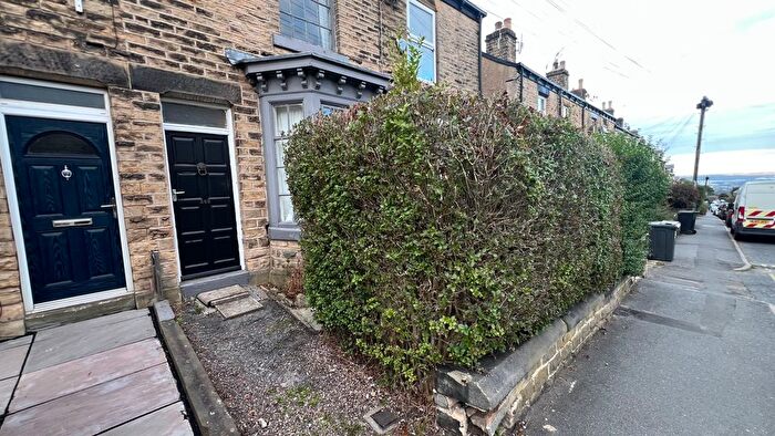 3 Bedroom Terraced House To Rent In School Road, Sheffield, S10