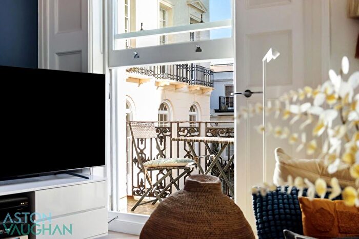 2 Bedroom Flat For Sale In Cavendish Place, Brighton, BN1