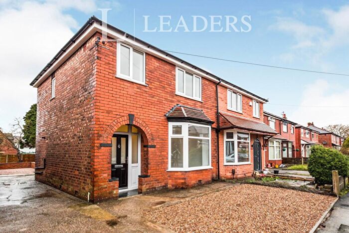 3 Bedroom Semi Detached House To Rent In Wordsworth Avenue, Droylsden, Manchester, M43