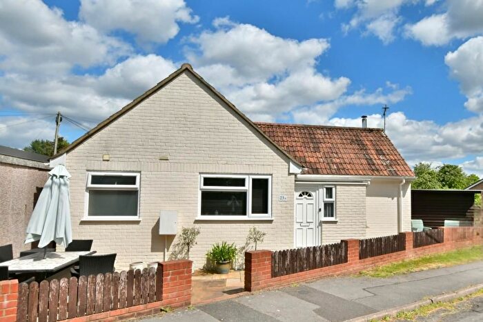 1 Bedroom Detached Bungalow For Sale In The Broads, Wimborne, Dorset, BH21