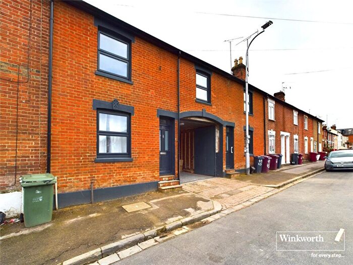 3 Bedroom Terraced House To Rent In George Street, Reading, Berkshire, RG1