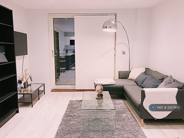 1 Bedroom Flat To Rent In Great Northern Road, Cambridge, CB1