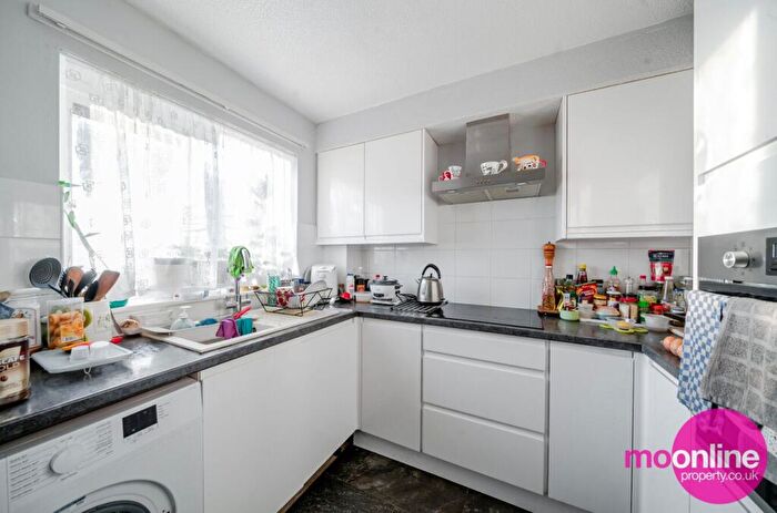 1 Bedroom Flat For Sale In Fordwych Road, London, NW2