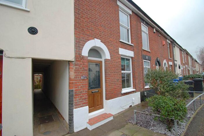 2 Bedroom Terraced House To Rent In Esdelle Street, Norwich, NR3