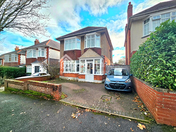 4 Bedroom Detached House For Sale In Winston Road, Bournemouth, Dorset, BH9