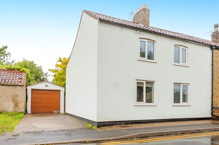 4 Bedroom Semi-detached House For Sale In Barlings Lane, Langworth, Lincoln, LN3