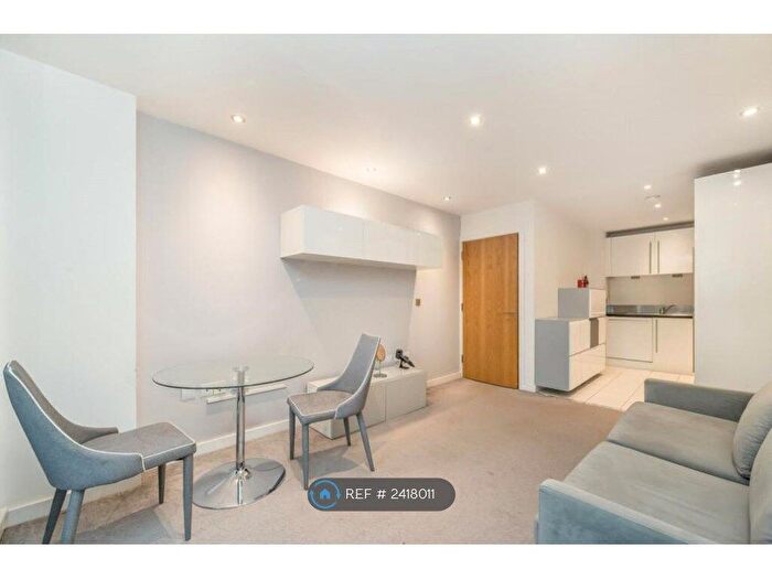 1 Bedroom Flat To Rent In The Sphere, London, E16