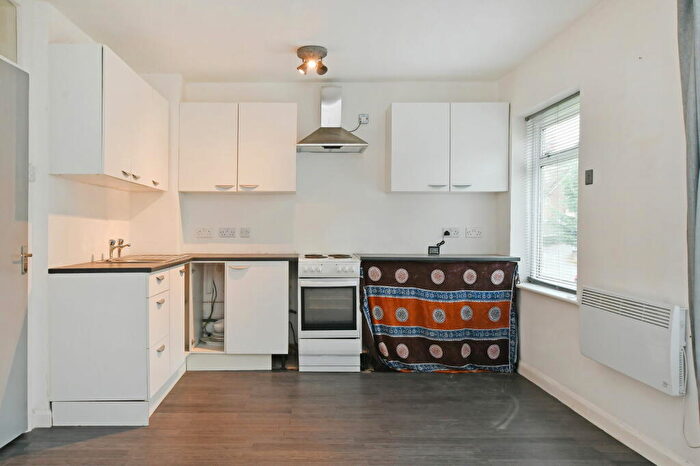 1 Bedroom Flat For Sale In Abbey Lane, Sheffield, S8