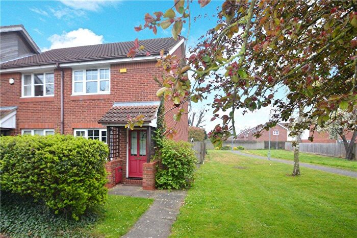 2 Bedroom End Of Terrace House To Rent In Barnsbury Gardens, Newport Pagnell, Buckinghamshire, MK16