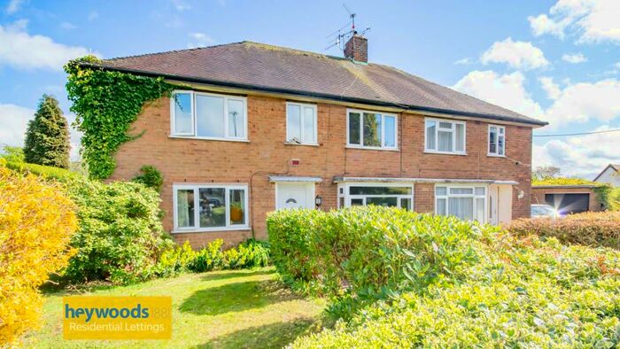 2 Bedroom Flat To Rent In Lowndes Close, Penkhull, Newcastle-under-Lyme, ST4