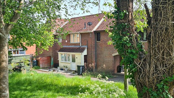 1 Bedroom Terraced House For Sale In Jubilee Way, Blandford Forum, DT11