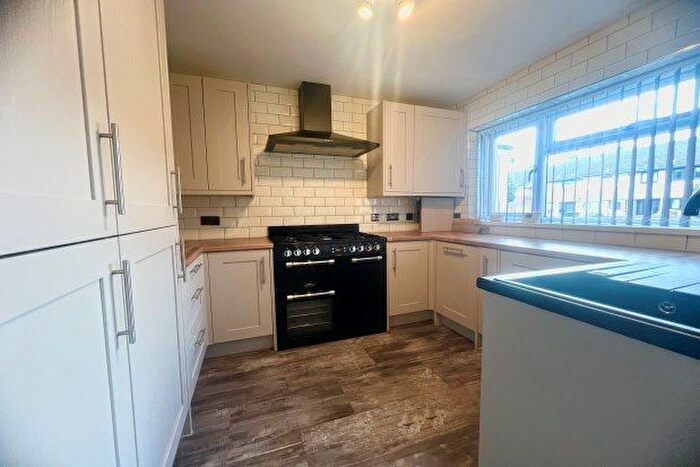 4 Bedroom Property To Rent In Hillmead Gardens, Havant, PO9