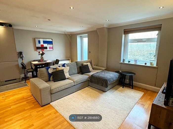 1 Bedroom Flat To Rent In Belgravia House, London, SW17