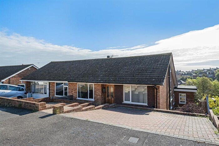 4 Bedroom Semi-Detached House For Sale In Valley Close, Newhaven, BN9