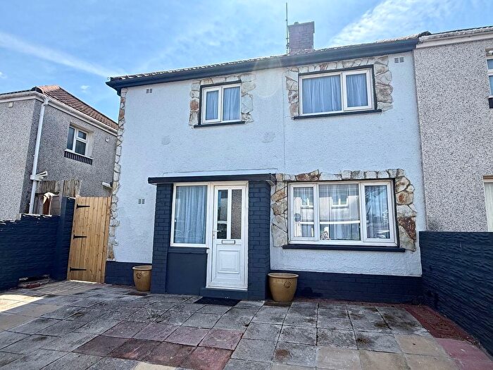 3 Bedroom Semi-Detached House For Sale In Farmfield Avenue, Port Talbot, SA12