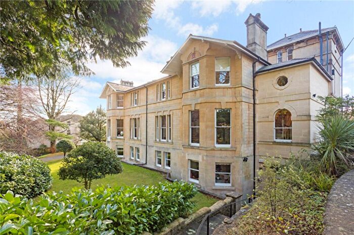 3 Bedroom Apartment For Sale In Lansdown Road, Bath, Somerset, BA1
