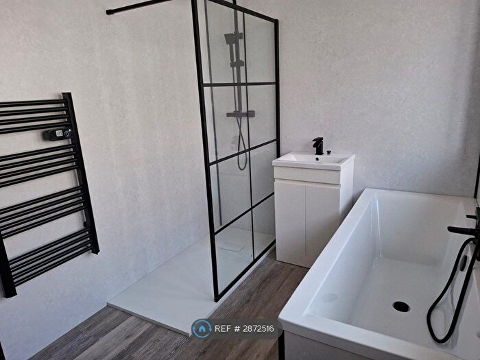 2 Bedroom Flat To Rent In High St, Ayr, KA7