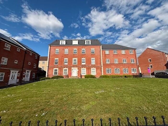 2 Bedroom Flat To Rent In Dyson Road, North Swindon, SN25