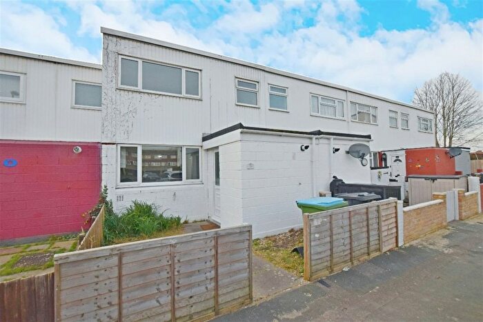 3 Bedroom Terraced House To Rent In Sycamore Road, Bognor Regis, West Sussex, PO22